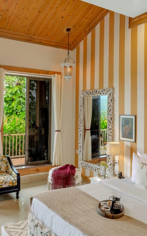 WhatsApp Image 2025-10-03 at 23.41.50 (2)-min